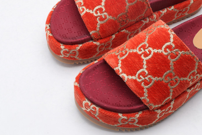 guc sandal