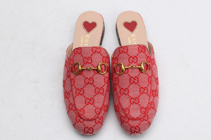 guc loafer