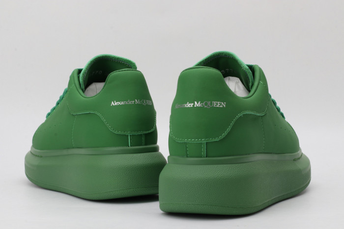 alex mcqu sneakers