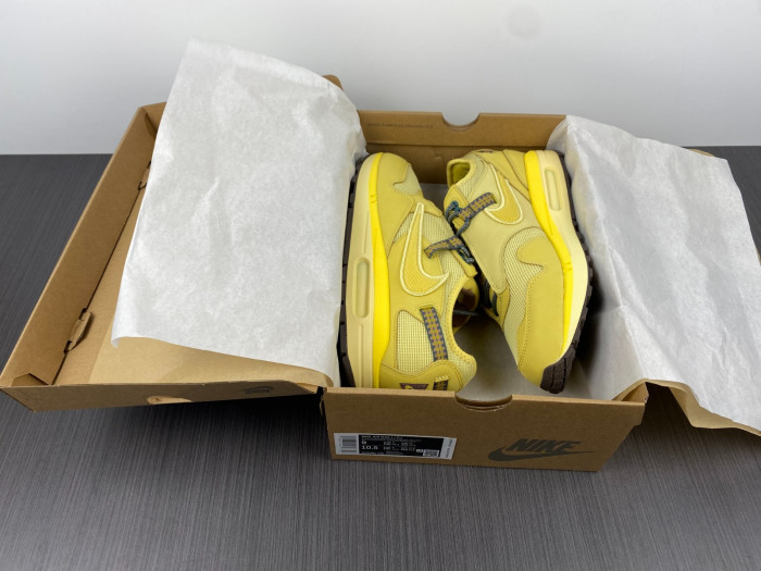 travis scott x nike air max 1 wheat do9392-700