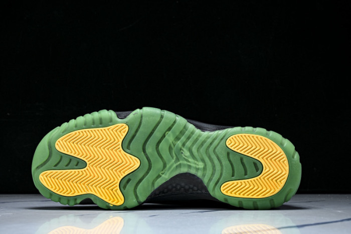 Air Jordan 11 CT8012-037