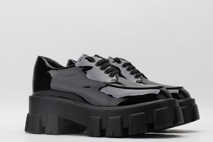 PRAD BOOTS PB-02