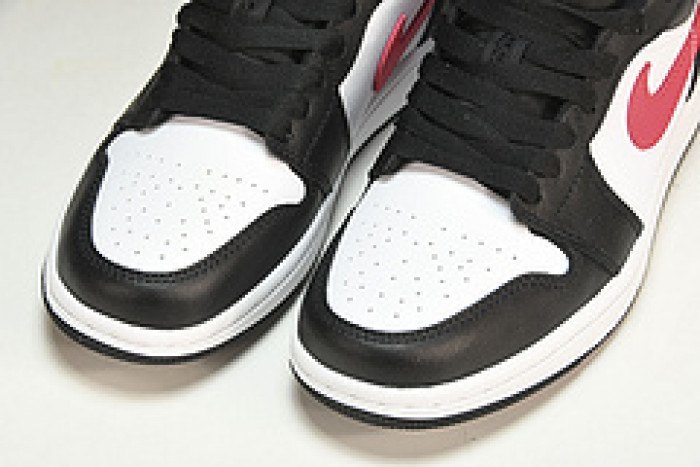 jordan 1 low black siren red dc0774-004