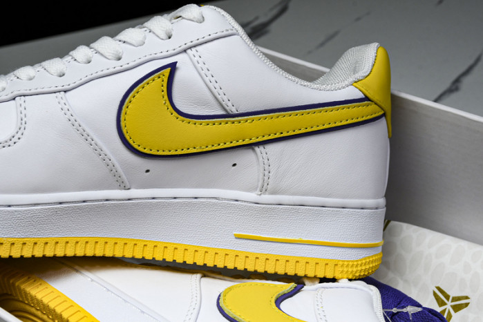 Kobe Bryant x Nike Air Force 1 Low FZ1151-100