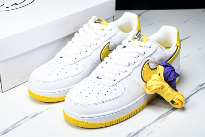 Kobe Bryant x Nike Air Force 1 Low FZ1151-100