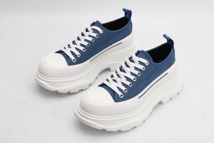 alex mcqu sneakers 112621