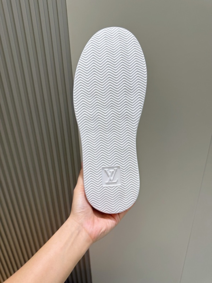 LOVT SNEAKER lv-472