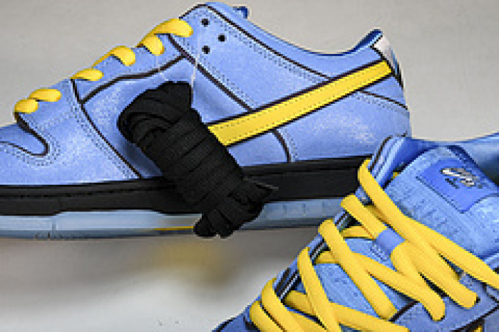the powerpuff girls x nike sb dunk low “bubbles” fd2631-602