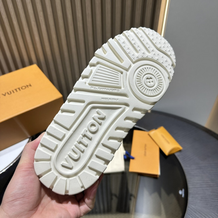 LOVT SNEAKER lv-247