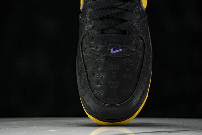 Kobe Bryant x Nike Air Force 1 Low HV5122-001