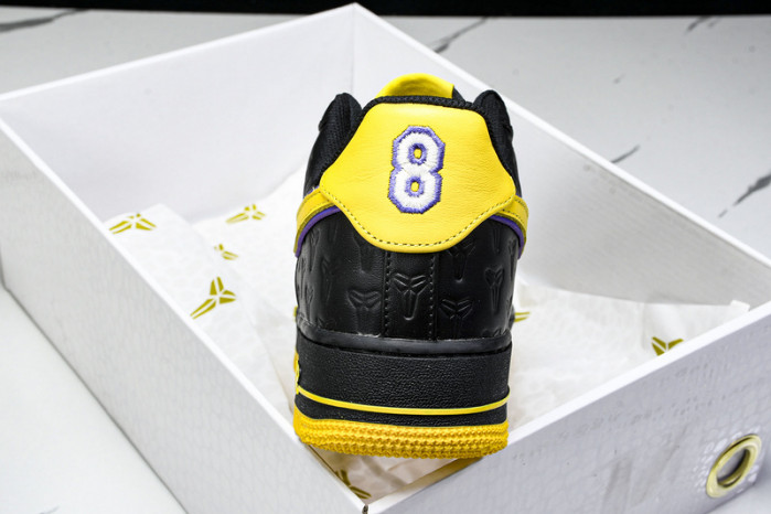 Kobe Bryant x Nike Air Force 1 Low HV5122-001