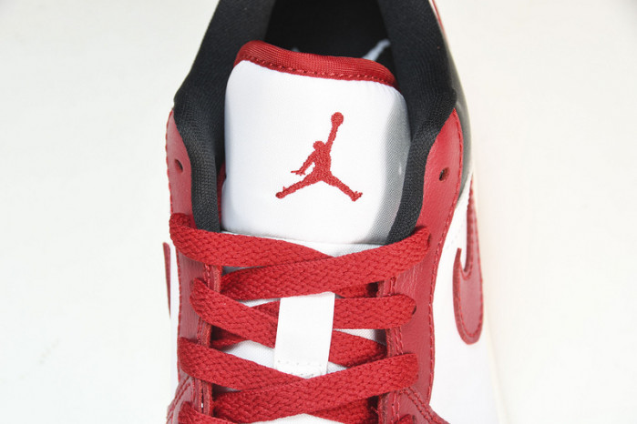 jordan 1 retro low reverse black toe dc0774-160