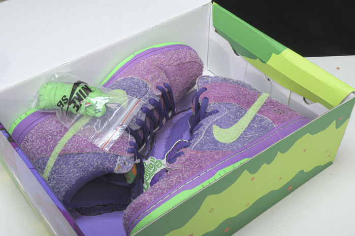 nike sb dunk high reverse skunk 420 cw9971-500