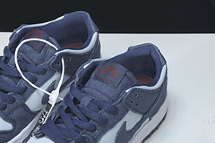 nike sb dunk low binary blue 854866-444
