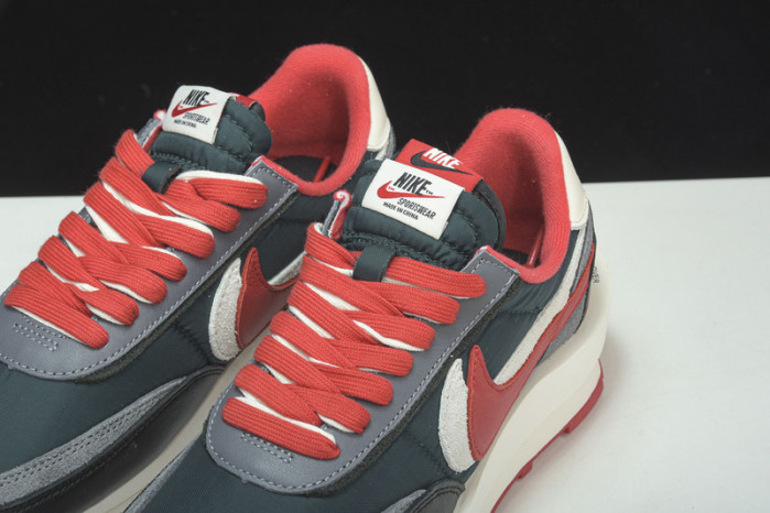 nike ld waffle sacai undercover midnight spruce dj4877-300