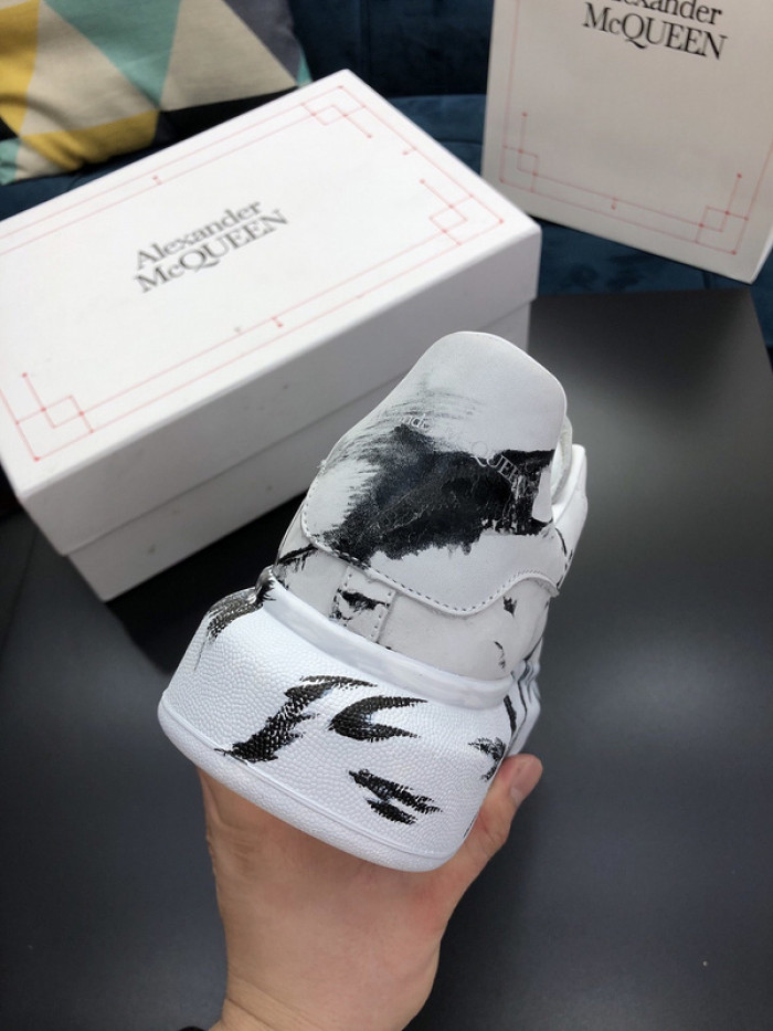 alex mcqu sneakers