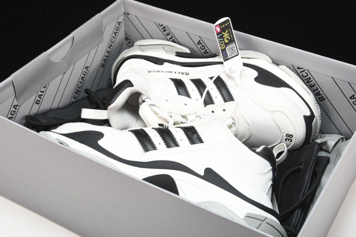 bl triple s trainers sneakers bts-04