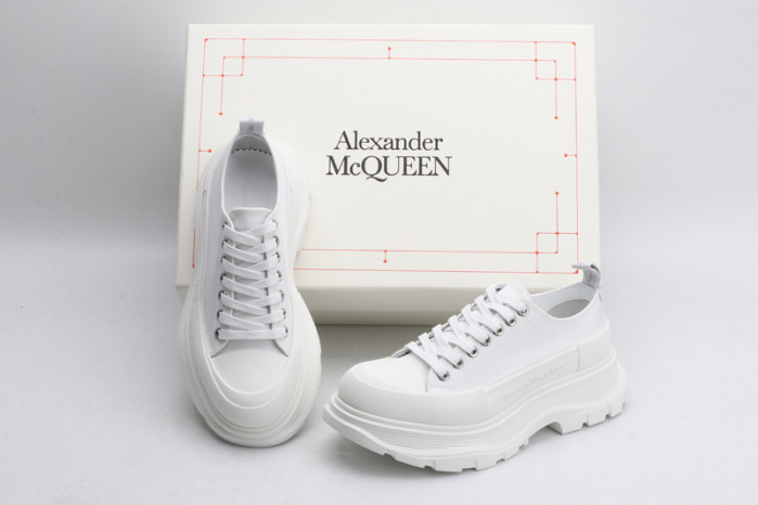 alex mcqu sneakers