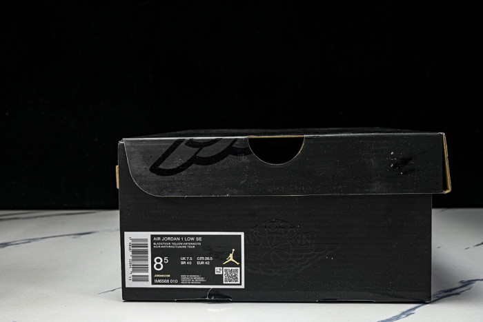Jordan 1 Low Black Elephant Print IM6568-010