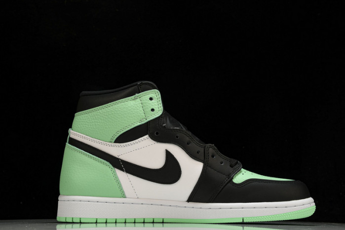 air jordan 1 retro high "green glow" dz5485-130