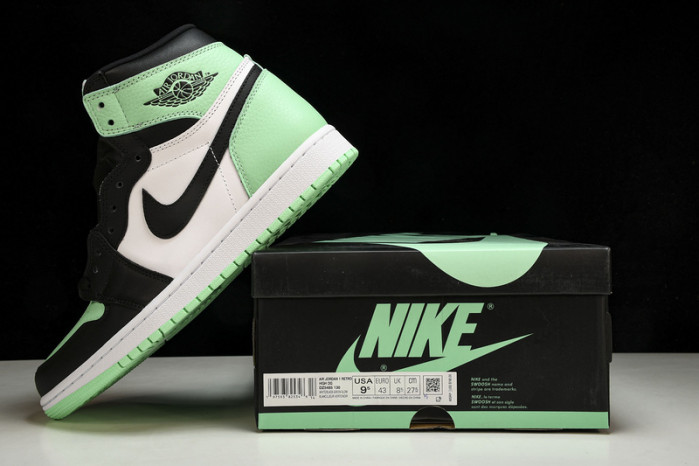 air jordan 1 retro high "green glow" dz5485-130