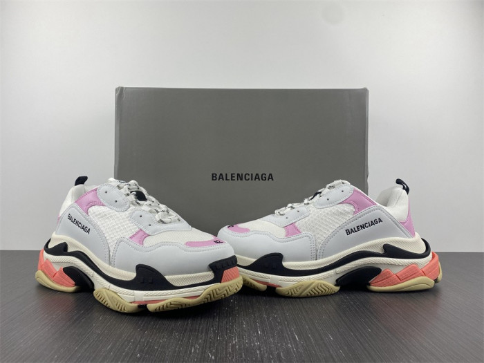 bl triple s trainers sneakers 536737 wo90m