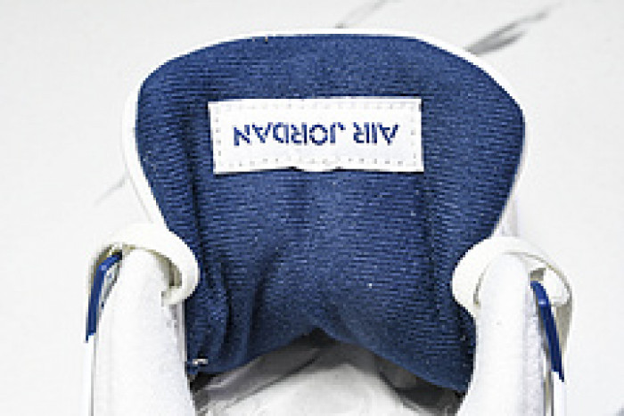 Nike SB x Air Jordan 4 “Navy” DR5415-100