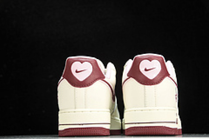 nike air force 1 low valentine’s day fd4616-161