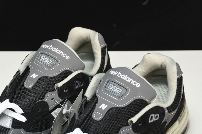 new balance 992 black grey suede m992eb
