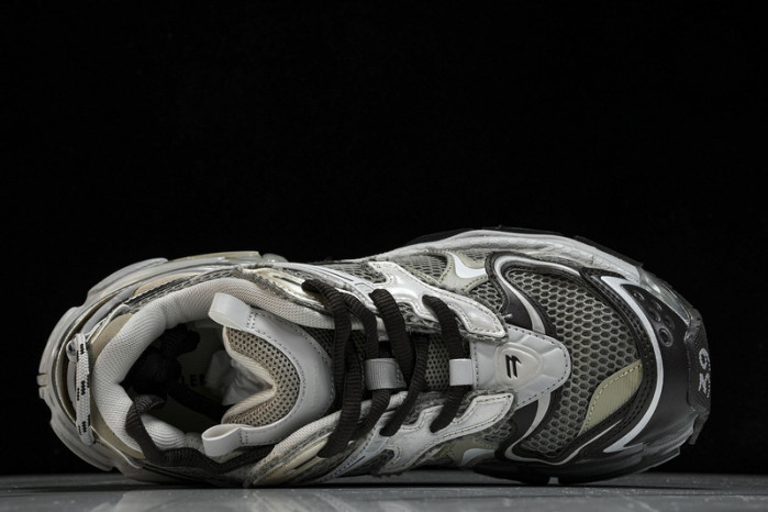 bl track trainers sneakers 779066-w3rbxp-2000