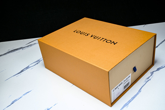 LOVT SNEAKER lv-308