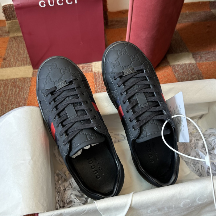 GI ACE EMBROIDERED LOW-TOP SNEAKER 90654