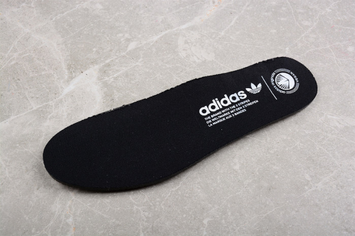 ad low-top sneaker 2303135