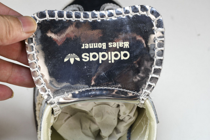 ad low-top sneaker 240506001