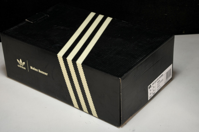 ad low-top sneaker 240506001