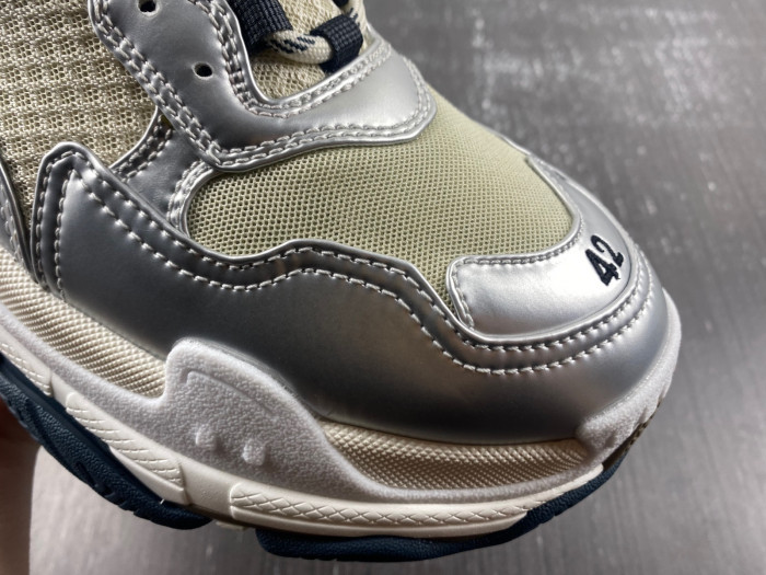 bl triple s trainers sneakers bts-16