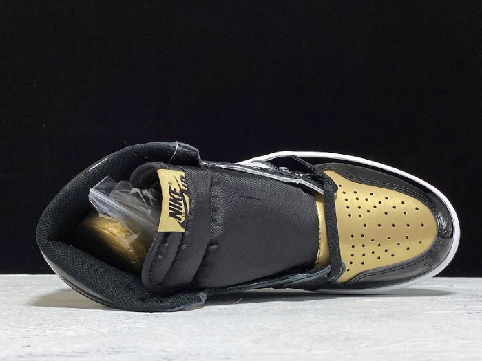 air jordan 1 metallic gold 861428-007