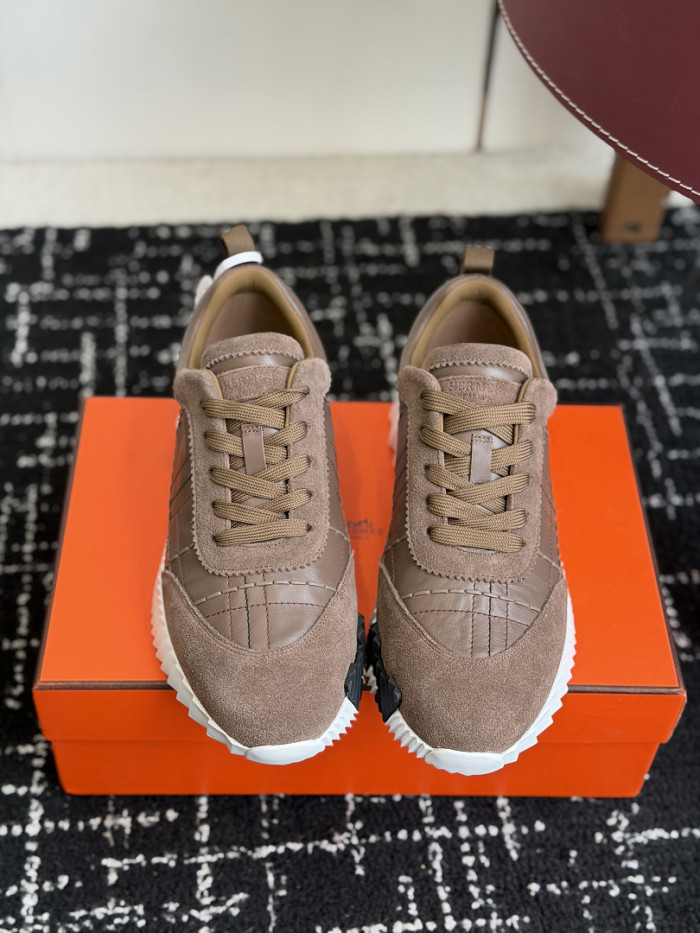 HER SHOES HM-36