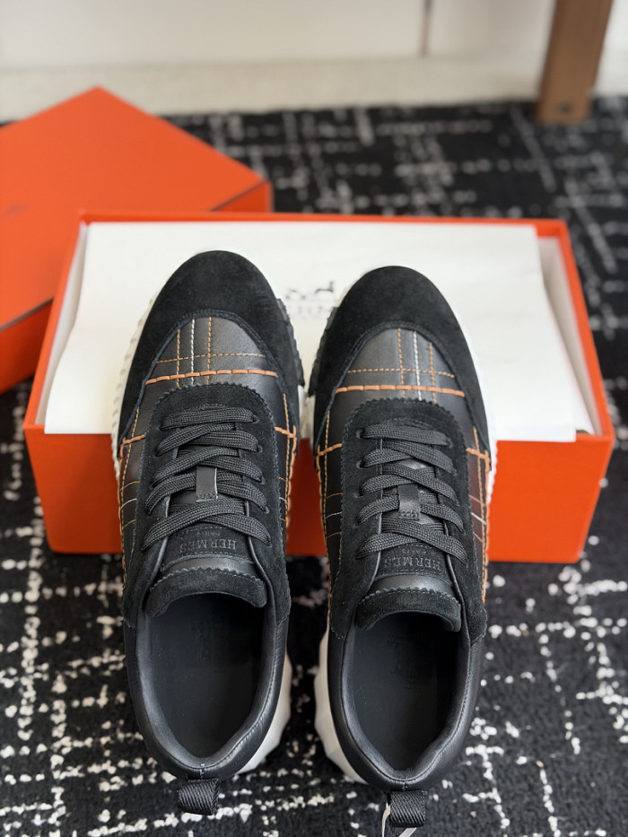 HER SHOES HM-37