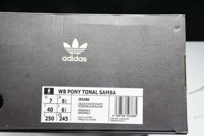 ad low-top sneaker gazelle indoor ie0580