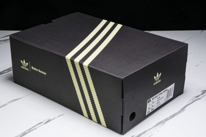 ad low-top sneaker gazelle indoor ie0580