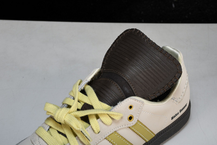 ad low-top sneaker gazelle indoor id2017