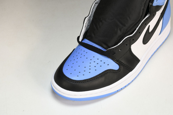 air jordan 1 retro high og “university blue” dz5485-400