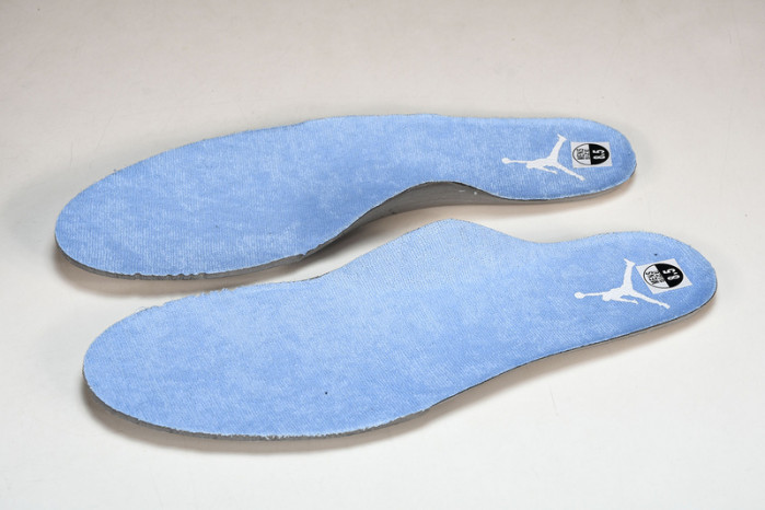 jordan 11 ultimate gift of flight 717602-900