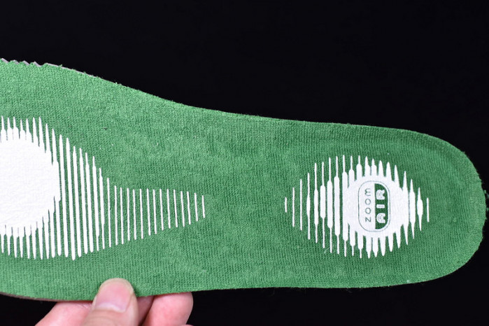 nike dunk sb low pro heineken 304292-302