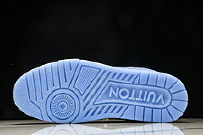 LOVT SNEAKER lv-364