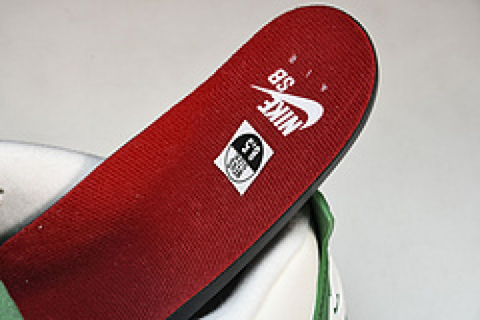 nike sb x air jordan 4 "pine green" dr5415-103