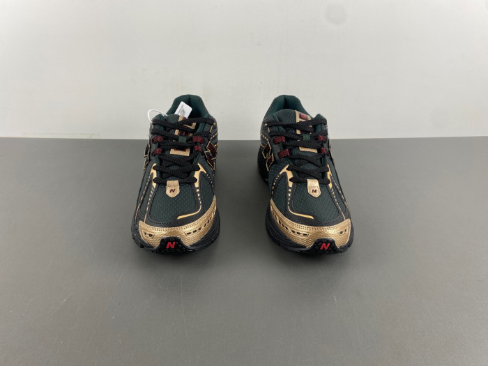 New Balance 1906R