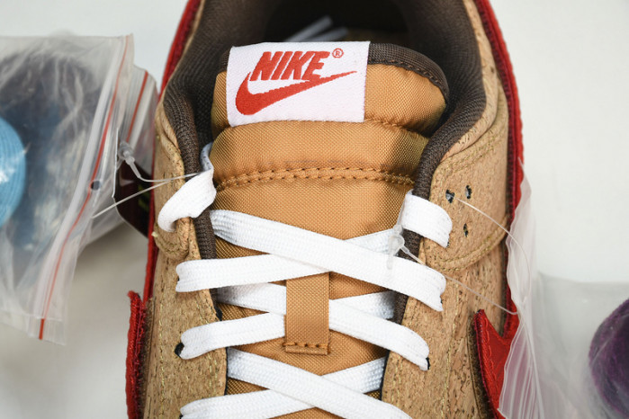 nike dunk low sp clot cork fn0317-121