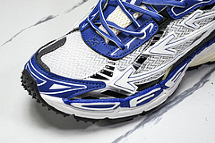 OF BE RIGHT BACK SNEAKERS OB20